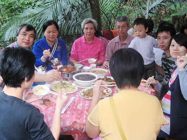 2008_travel3_T25.jpg